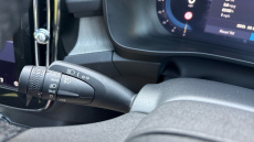 Volvo XC40 2.0 B3P Ultra Dark 5dr Auto Petrol Estate